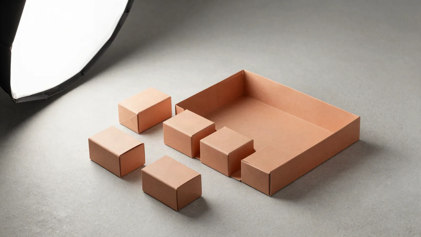 Eyelash Packaging shown as custom packaging from Custom Packaging Lane